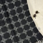 شال موهر صابونی مشکی سفید ۳