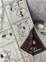 شال موهر snoopy