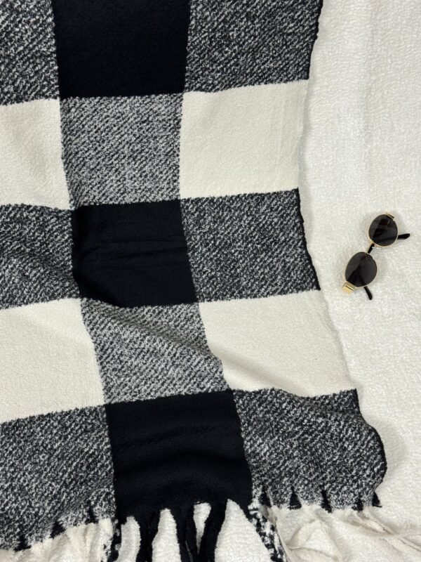 شال موهر صابونی مشکی سفید ۱